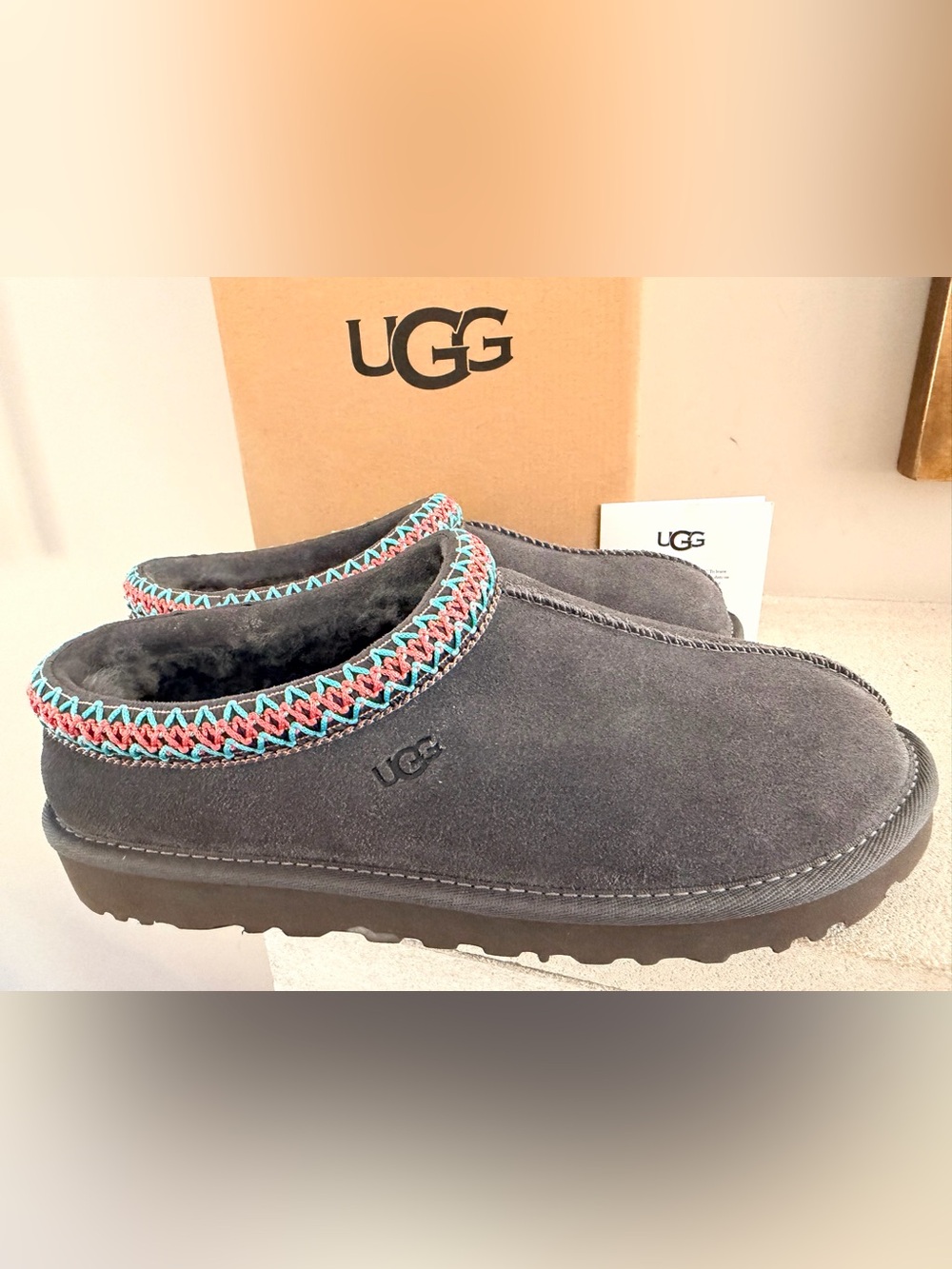 UGG TASMAN 5955 DGRY Dark Grey Slippers Women’s Size 8 NEW + Box